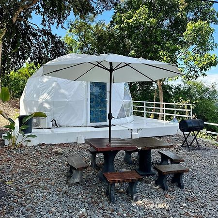 Готель Gunung Medan Glamping & Cafe Кангар Екстер'єр фото